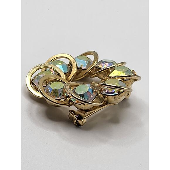 Vintage Gold Tone AB Rhinestone Wreath Brooch Prong Set Crystal Pin - Picture 5 of 5
